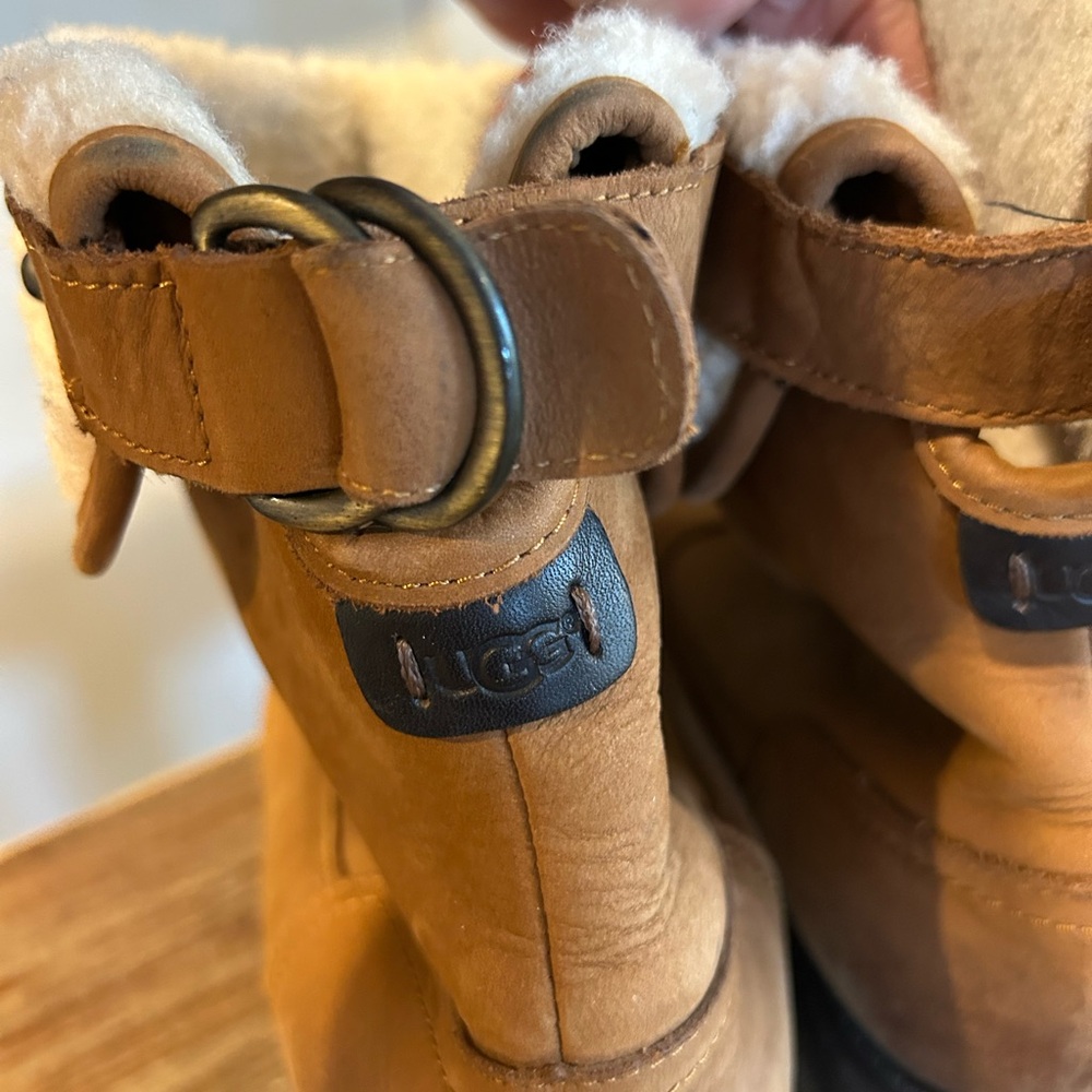 UGG Aldon boot - Picture 5 of 12